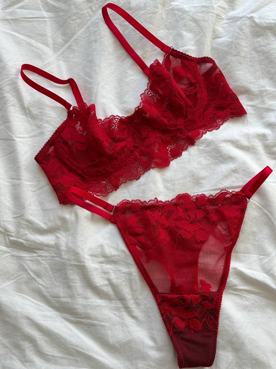 Passion set (red lace lingerie set)