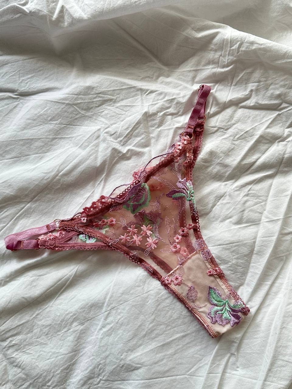 Pink floral adjustable thongs