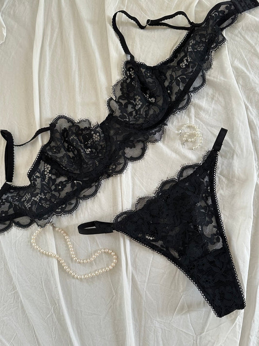 Black Lace Bra & Panty Set